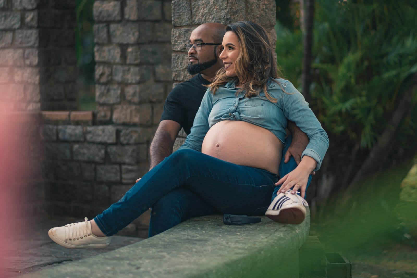 Casal junto durante a gestação